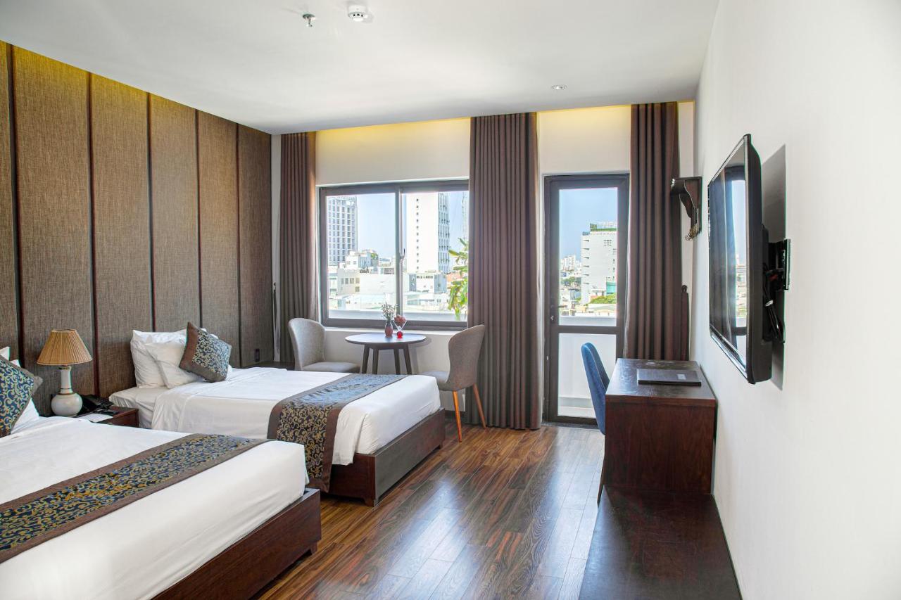 Dong Duong Hotel & Suites - Afternoon Tea Inclusive - Very Central Ντα Νανγκ Εξωτερικό φωτογραφία