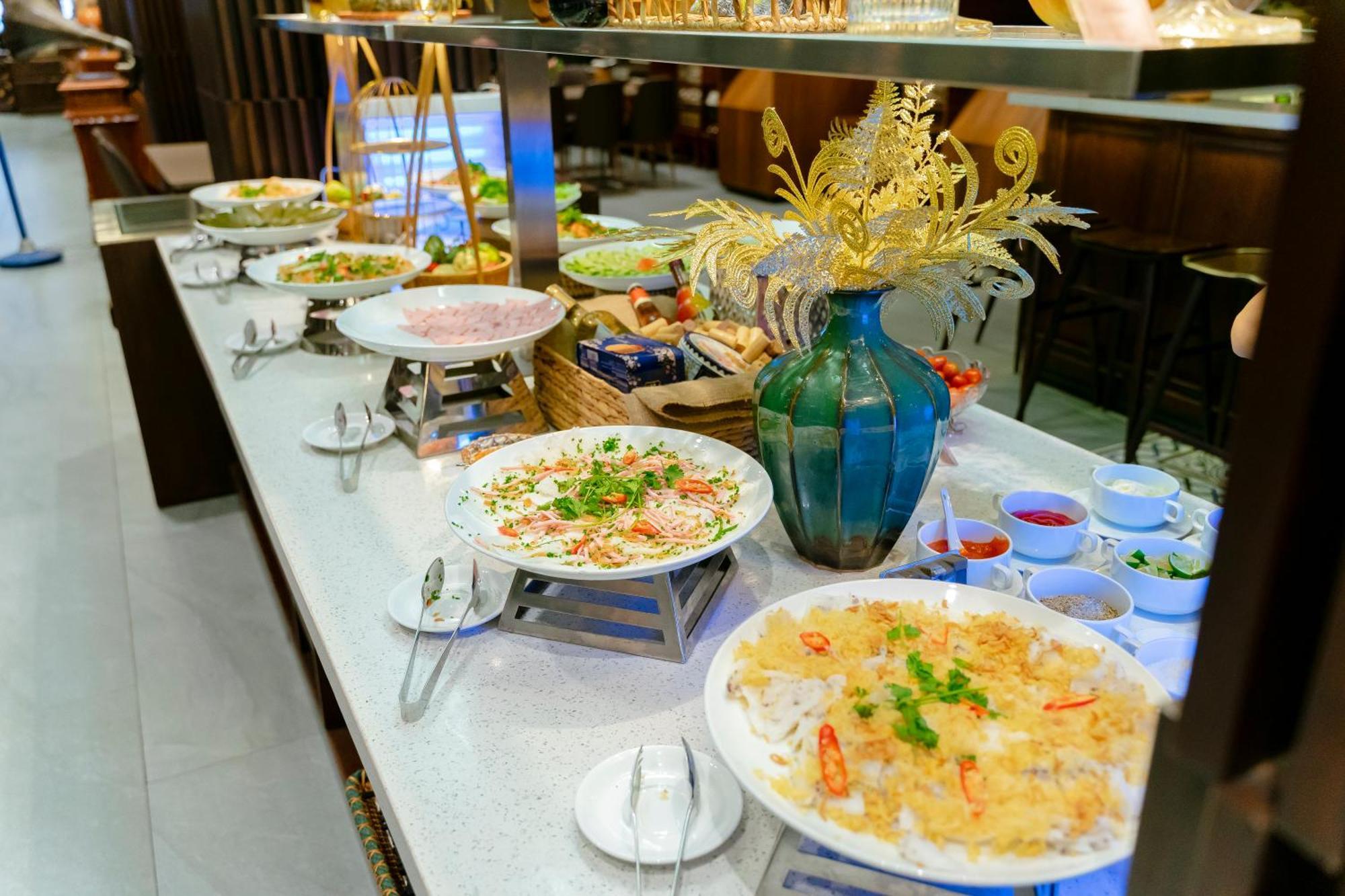 Dong Duong Hotel & Suites - Afternoon Tea Inclusive - Very Central Ντα Νανγκ Εξωτερικό φωτογραφία